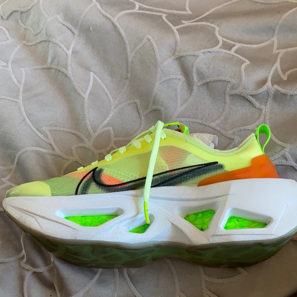 Woman’s Nike Vista Zoom